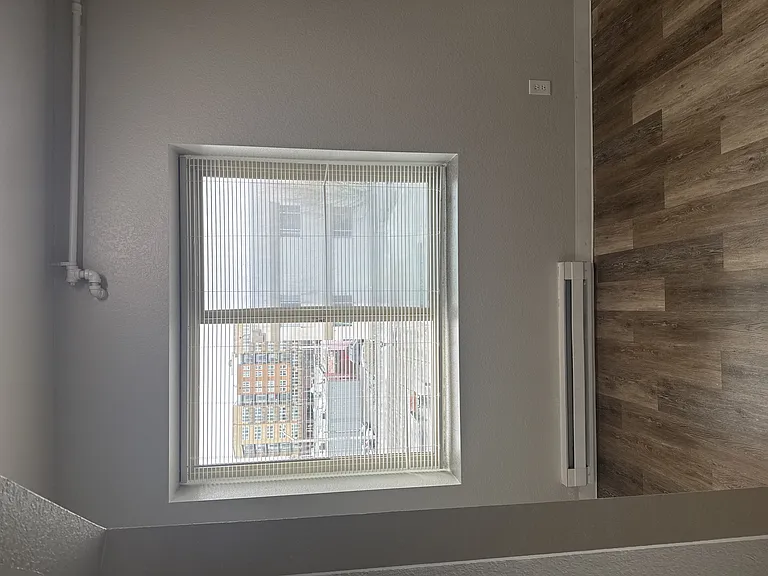 Elks Apartments — Photo 28