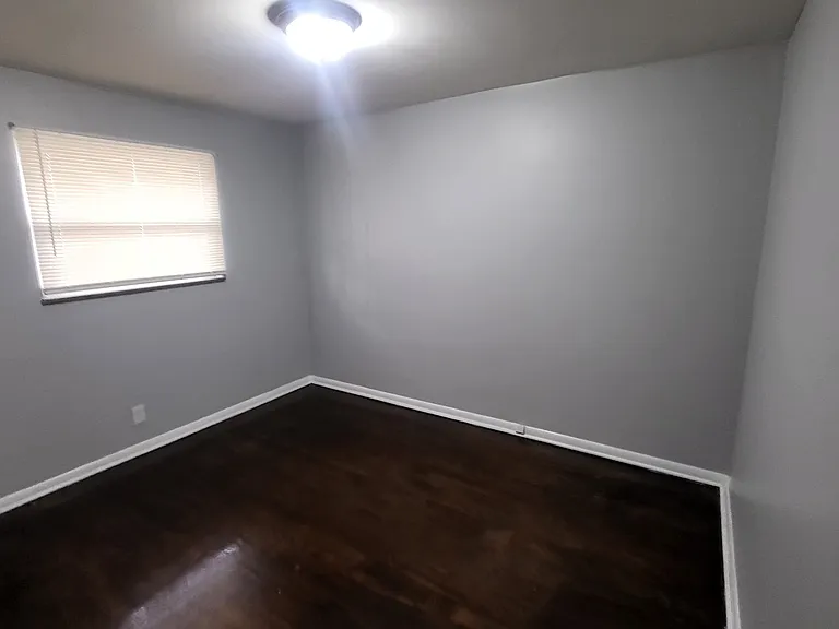 1450 N Campbell Ave — Photo 9