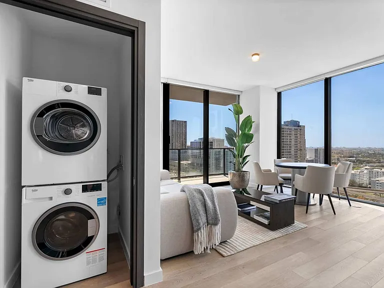 Washer/Dryer