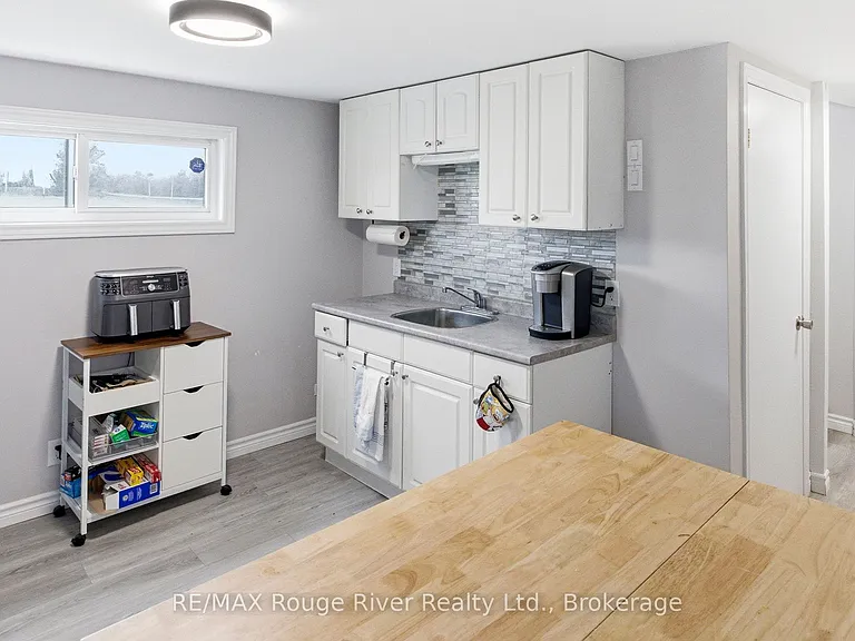 599 Otonabee Dr #2 — Photo 9