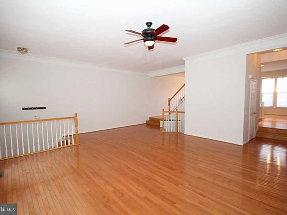 3rd image of 6779 Zohra Ct