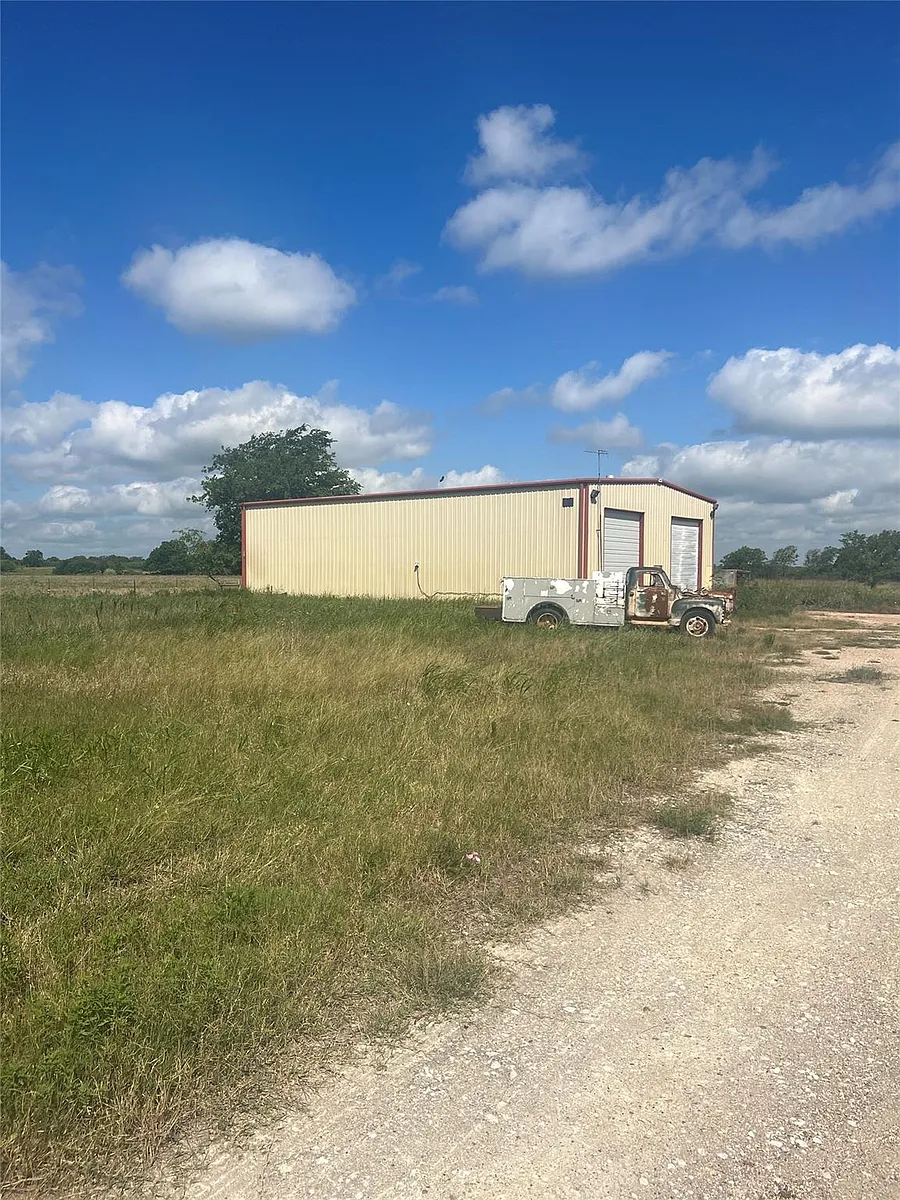 Photo 2 of 6 - 399 Prune Rd - La Grange, TX Building Photo - 399 Prune Rd