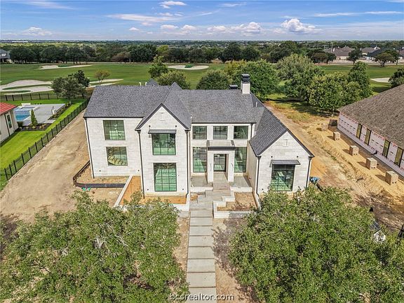 2nd image of 5107 Miramont Cir