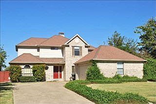1st image of 2536 Heatherdale Dr