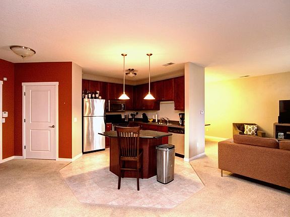 5th image of 1070 Grandview Ct NE APT 317