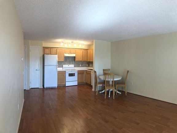 4th image of 260 Beach 81st St APT 3D