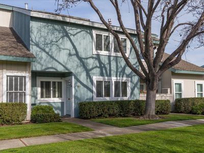 1018 Condor Ln, Foster City, CA, 94404