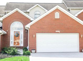 18 Saint Annes Ct, Somerset, KY 42503