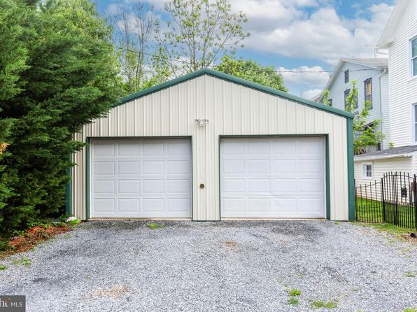 25 George St, Taneytown, MD 21787