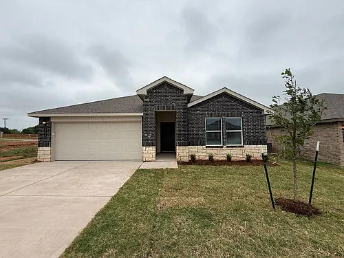 2933 Ember Dr Photo 1