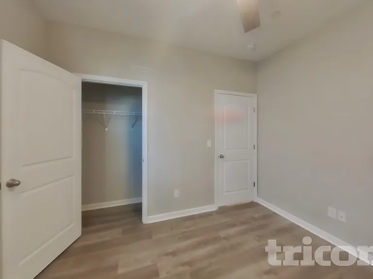 338 Victory Cir — Photo 11