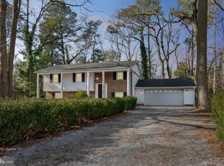 6718 Oak Ridge Dr, Hebron, MD 21830