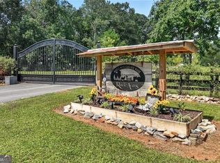 731 Borders Rd, Commerce, GA 30530