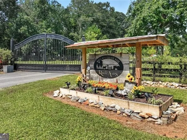 731 Borders Rd, Commerce, GA 30530