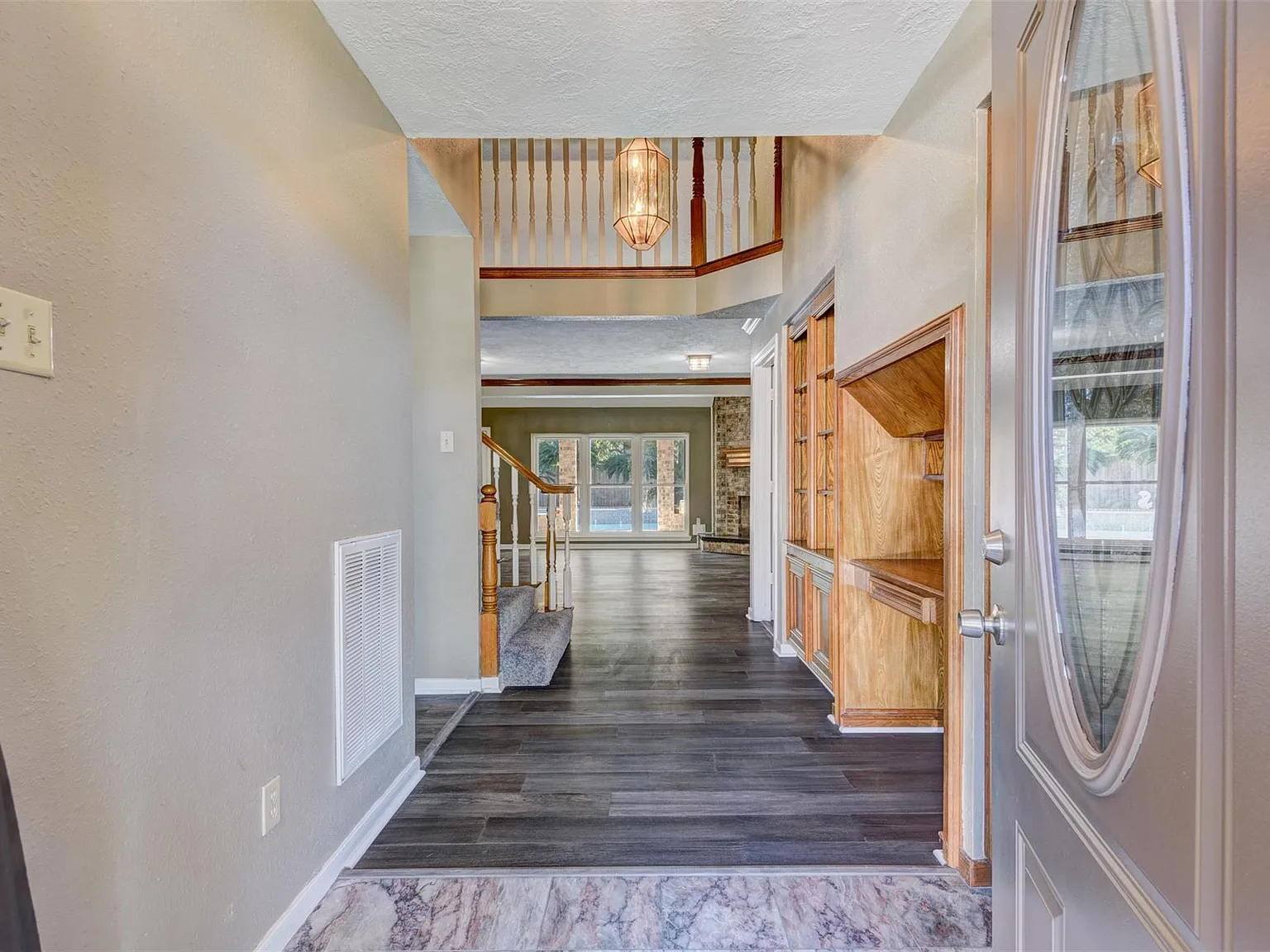 3 bed, 2.0 bath, 2245 sqft, $2,750 — Photo 4