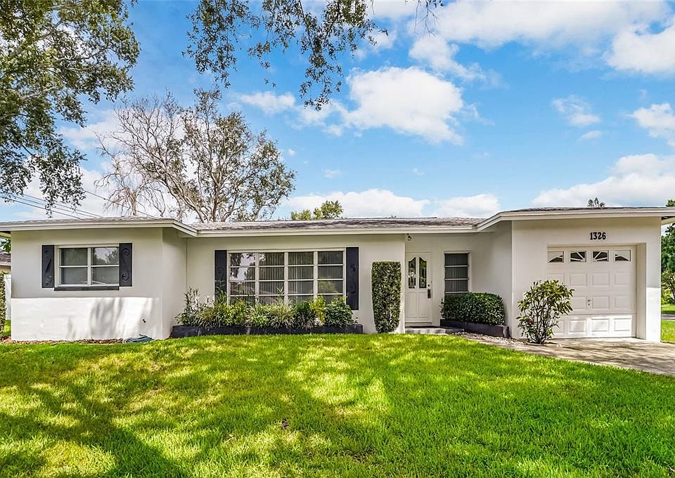 1st image of 1326 ST THOMAS DRIVE