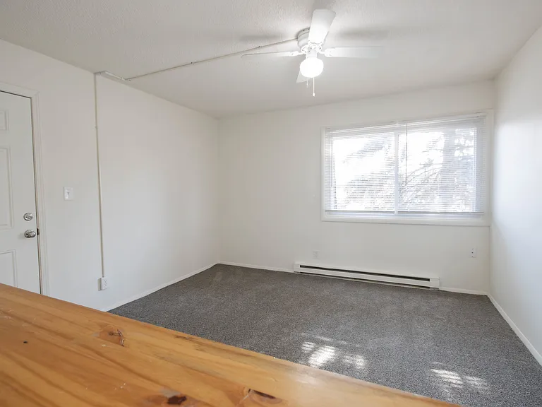 Lockport South Apartments — Photo 17