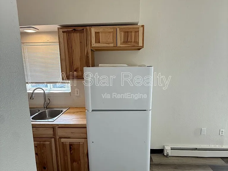 3901 Northwood Dr #8 — Photo 3