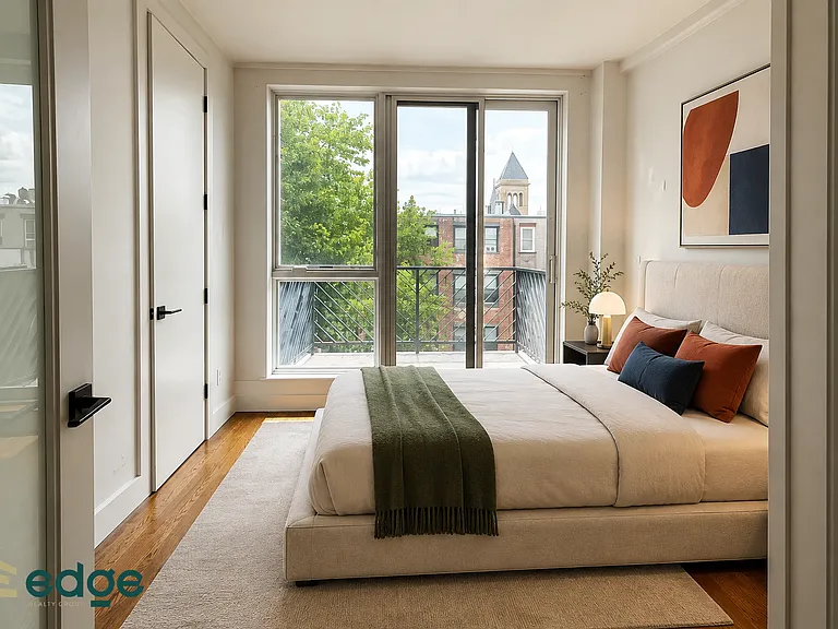 1266 Pacific St #3G — Photo 4