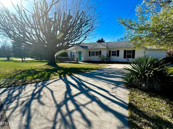 221 N Hobbs Rd, Knoxville, TN 37934