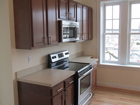 4th image of 5006 Whetsel Ave