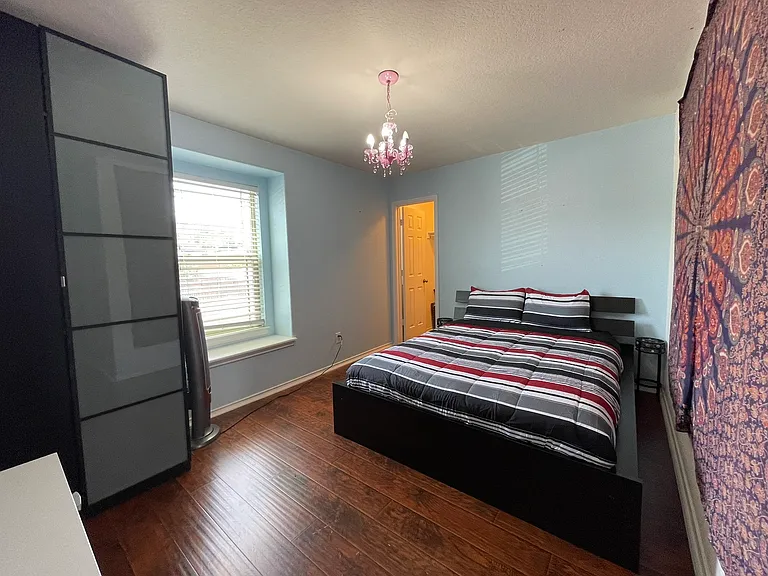21206 Villa Madama — Photo 33