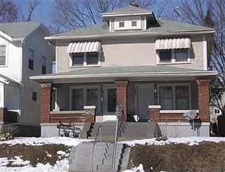 1st image of 1905 Oakridge Dr