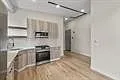 1 bed, 1.0 bath, 551 sqft, $2,050 — Photo 4
