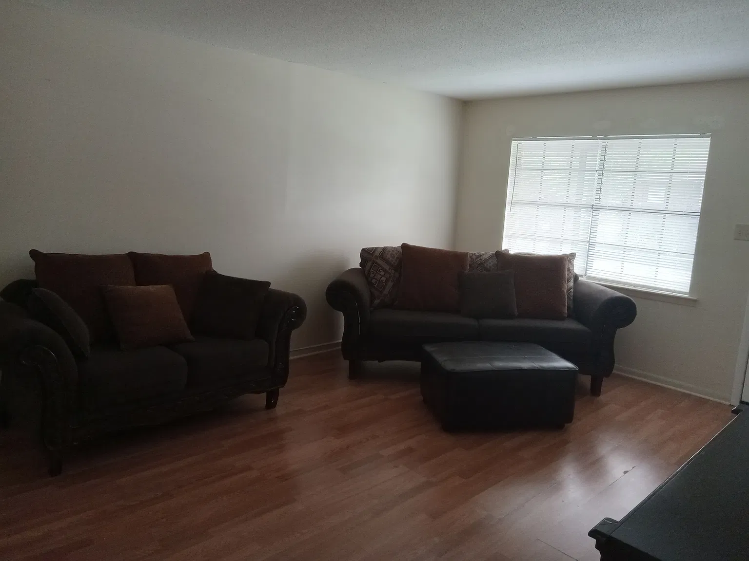 2 bed, 1960 sqft, $1,175 — Photo 4