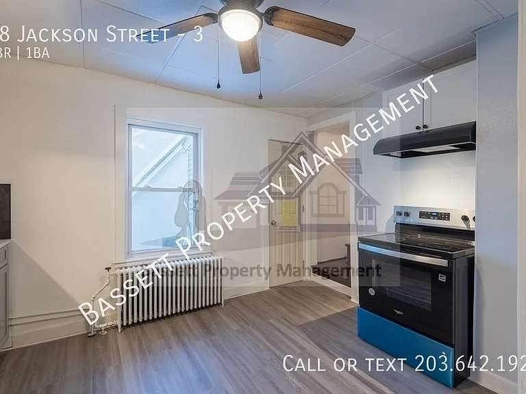 48 Jackson St #3 — Photo 3