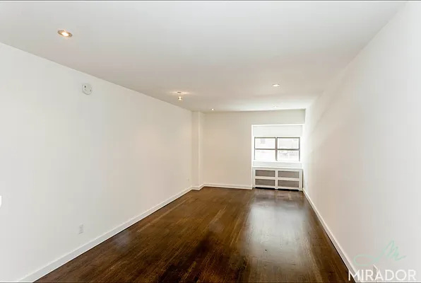 Rented by Mirador Real Estate | media 9