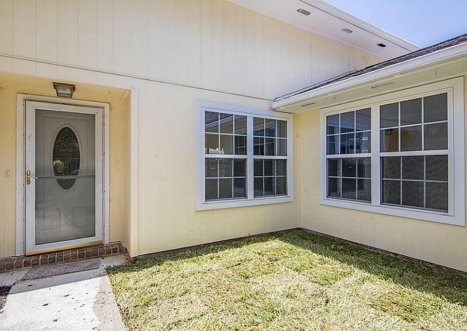 1st image of 10003 Barmont Dr