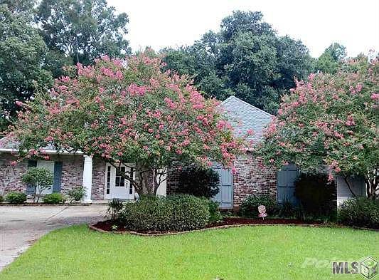 Lovely Family Home on Quiet Dead-End Street