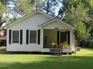 225 Saint Maurice Ln, Natchitoches, LA 71457