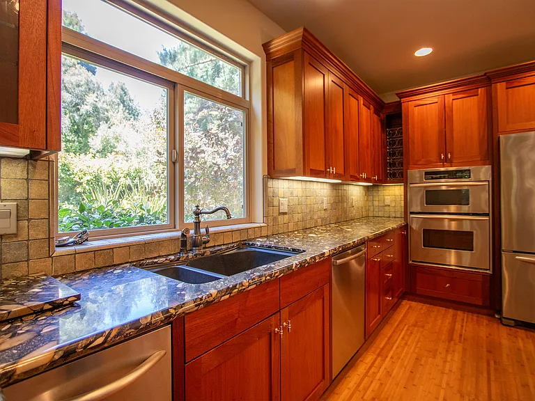 120 Misty Ct — Photo 13