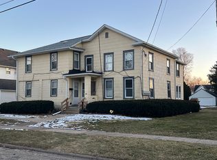 107 E Morris St, Morrison, IL 61270