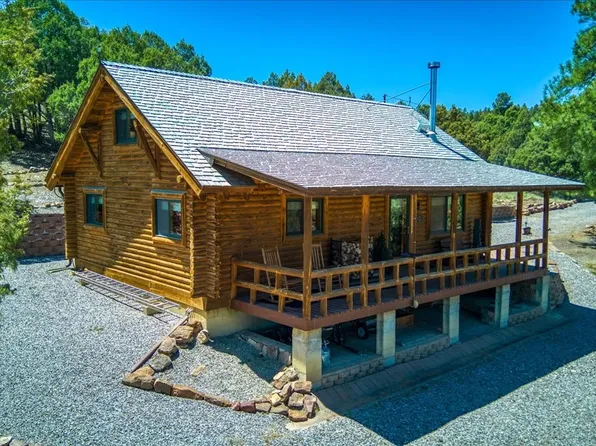 17 Bobcat Ln, Los Ojos, NM 87551
