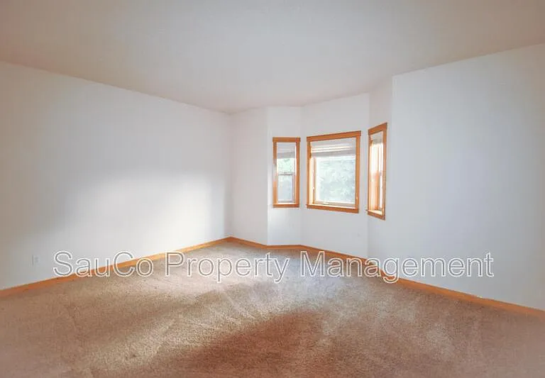 2025 Elm St #4A — Photo 15