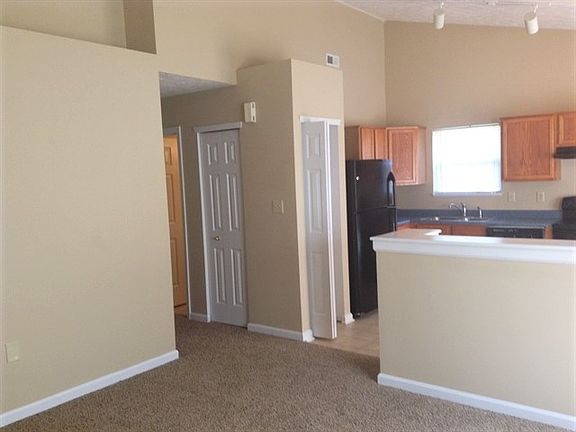 4th image of 5531 Glen Canyon Dr