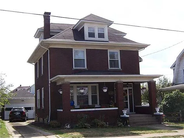 310 E Fayette St photo 1