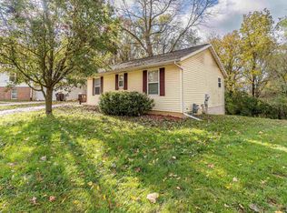 1502 N Great Oak Rd, Peoria, IL 61604