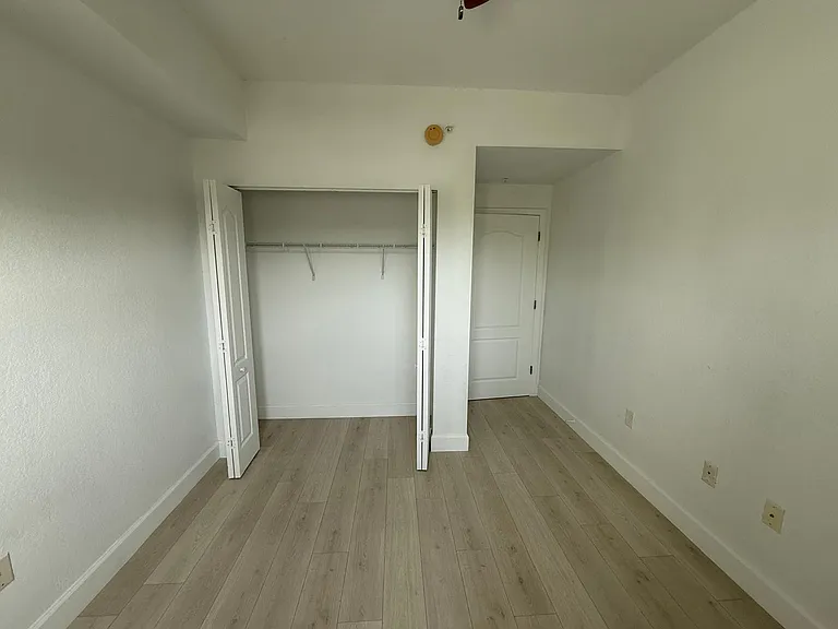 6001 SW 70th St #451 — Photo 11