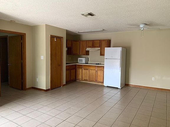5th image of 1840 Bonneville Dr #1842