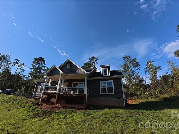 5th image of 19 Higgins Rd