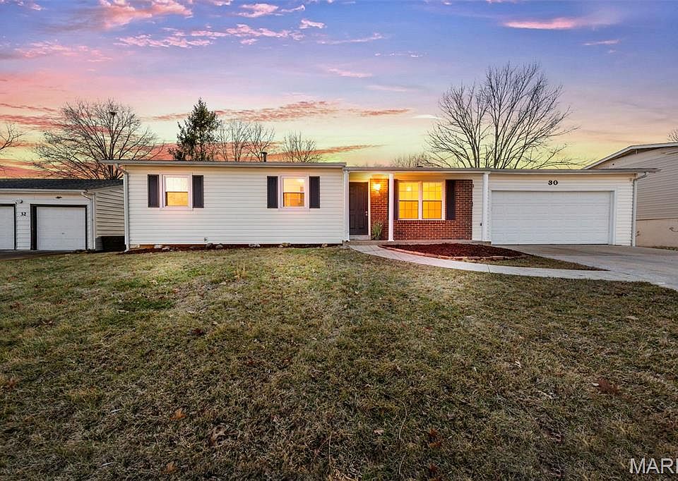 1st image of 30 Gary Glen Dr