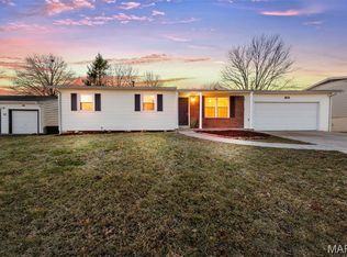 30 Gary Glen Dr, Saint Peters, MO 63376
