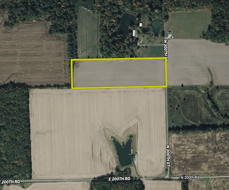 1st image of N 300th St