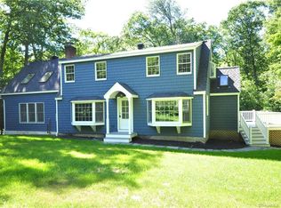 40 Sexton Hollow Rd, Canton, CT 06019