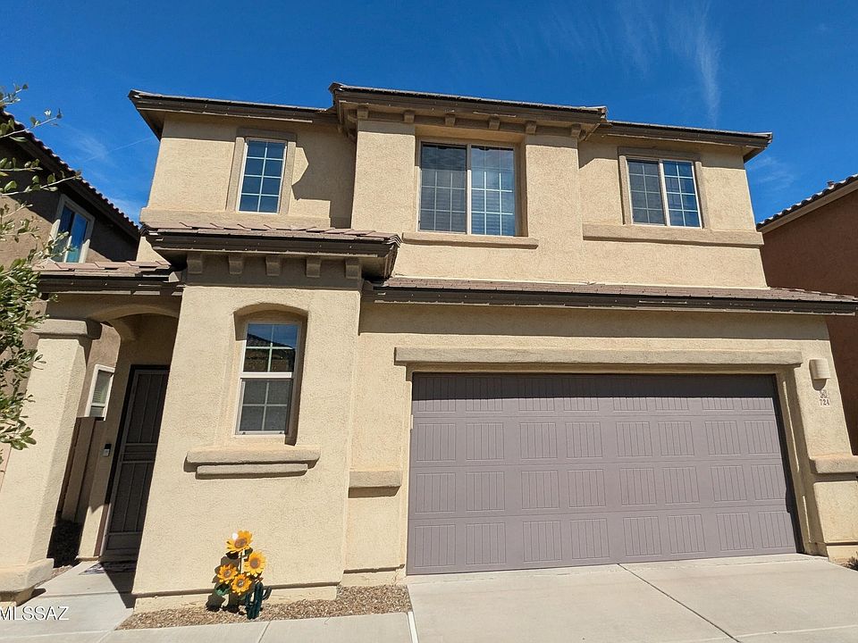 1st image of 724 W Calle Capotasto