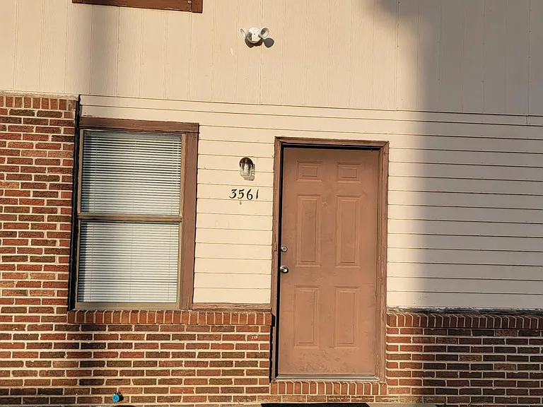3561 Elk Ridge Dr — Photo 10